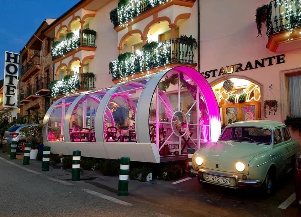 Hotel El Curro Burunchel Exteriör bild