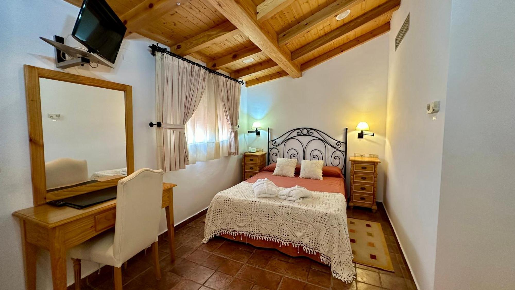 Hotel El Curro Burunchel Exteriör bild