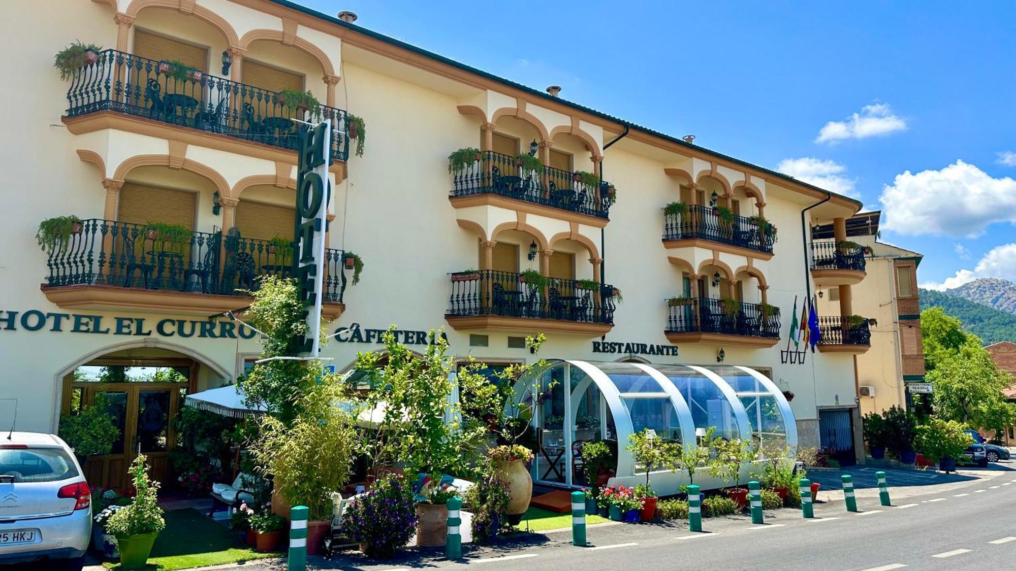 Hotel El Curro Burunchel Exteriör bild